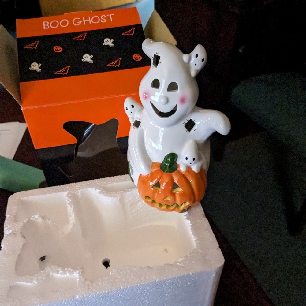 Vintage boo ghost